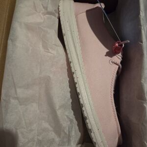 Hey Dude Women's Light Pink Casual Sneakers